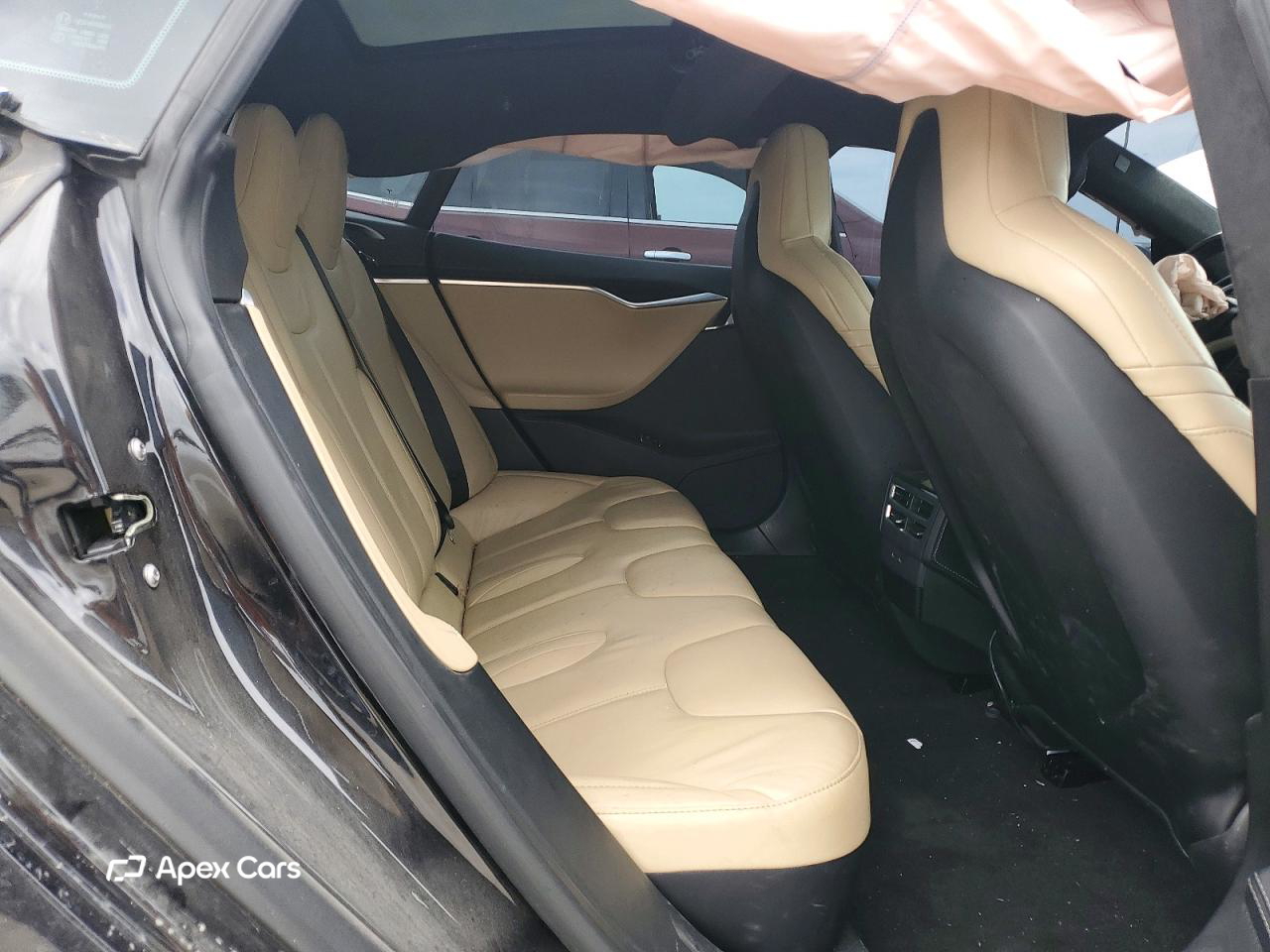 Tesla Model S 2016