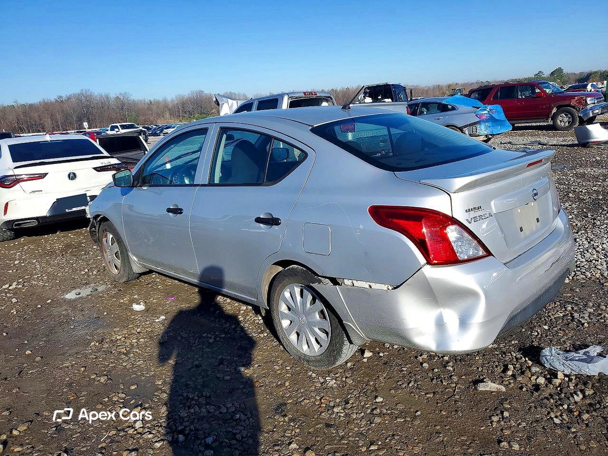 Nissan Versa 2017