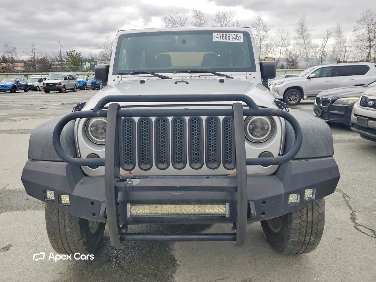 Jeep Wrangler 2011
