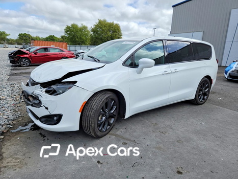 Chrysler Pacifica 2019 - Image 1 of 14