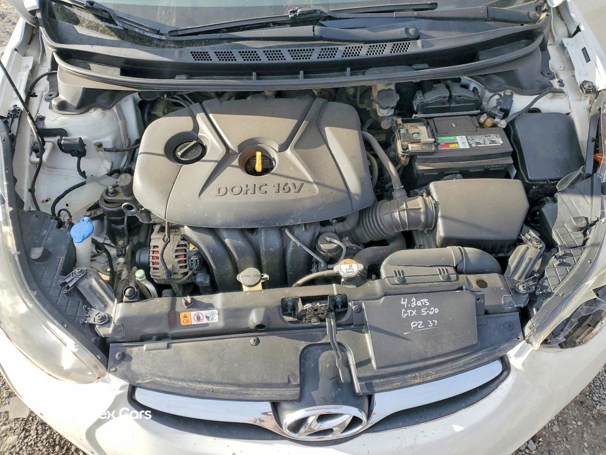 Hyundai Elantra 2013