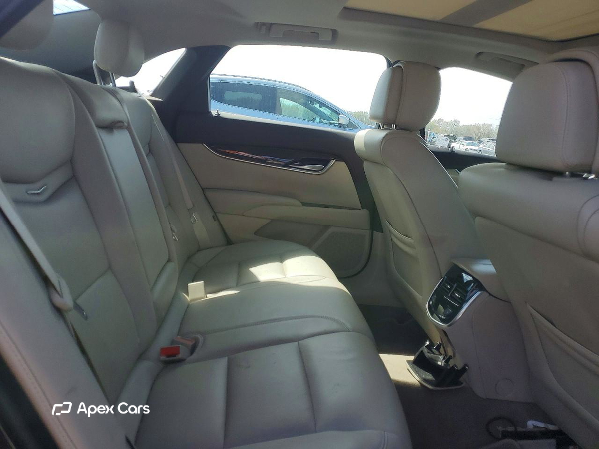 Cadillac XTS 2013