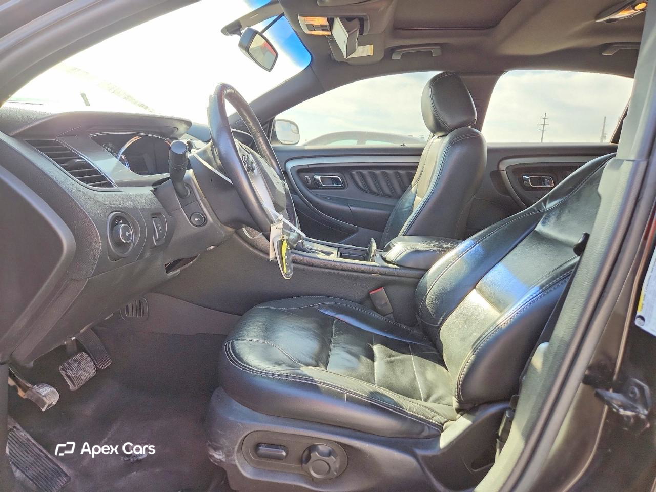 Ford Taurus 2016