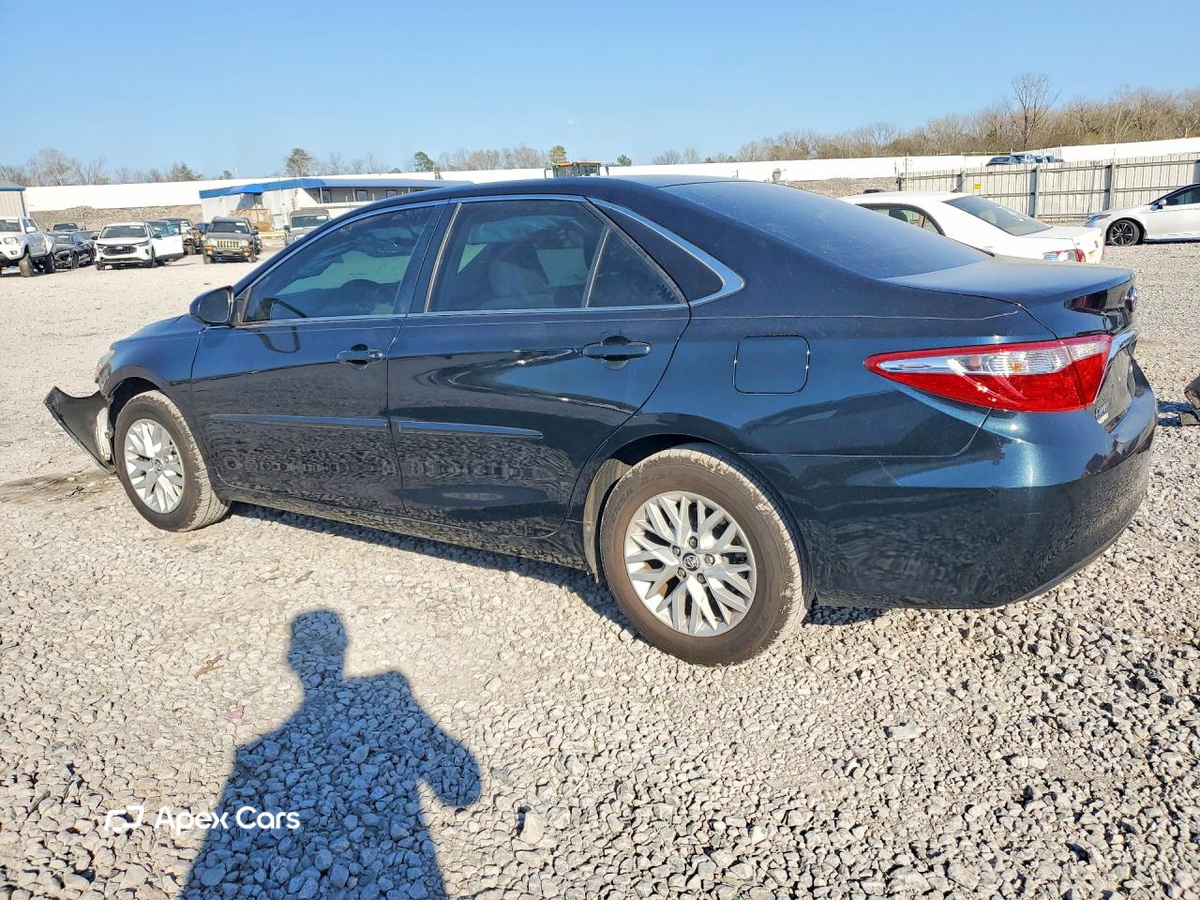 Toyota Camry 2016