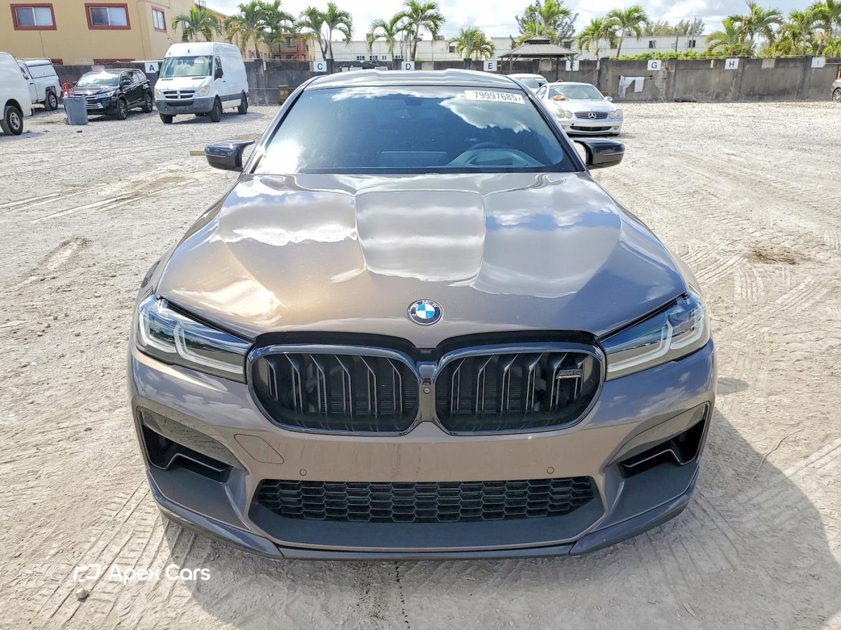 BMW M5 2021