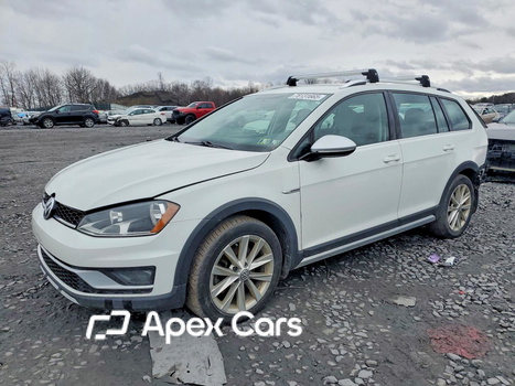 Volkswagen Golf 2017 - Image 1 of 13