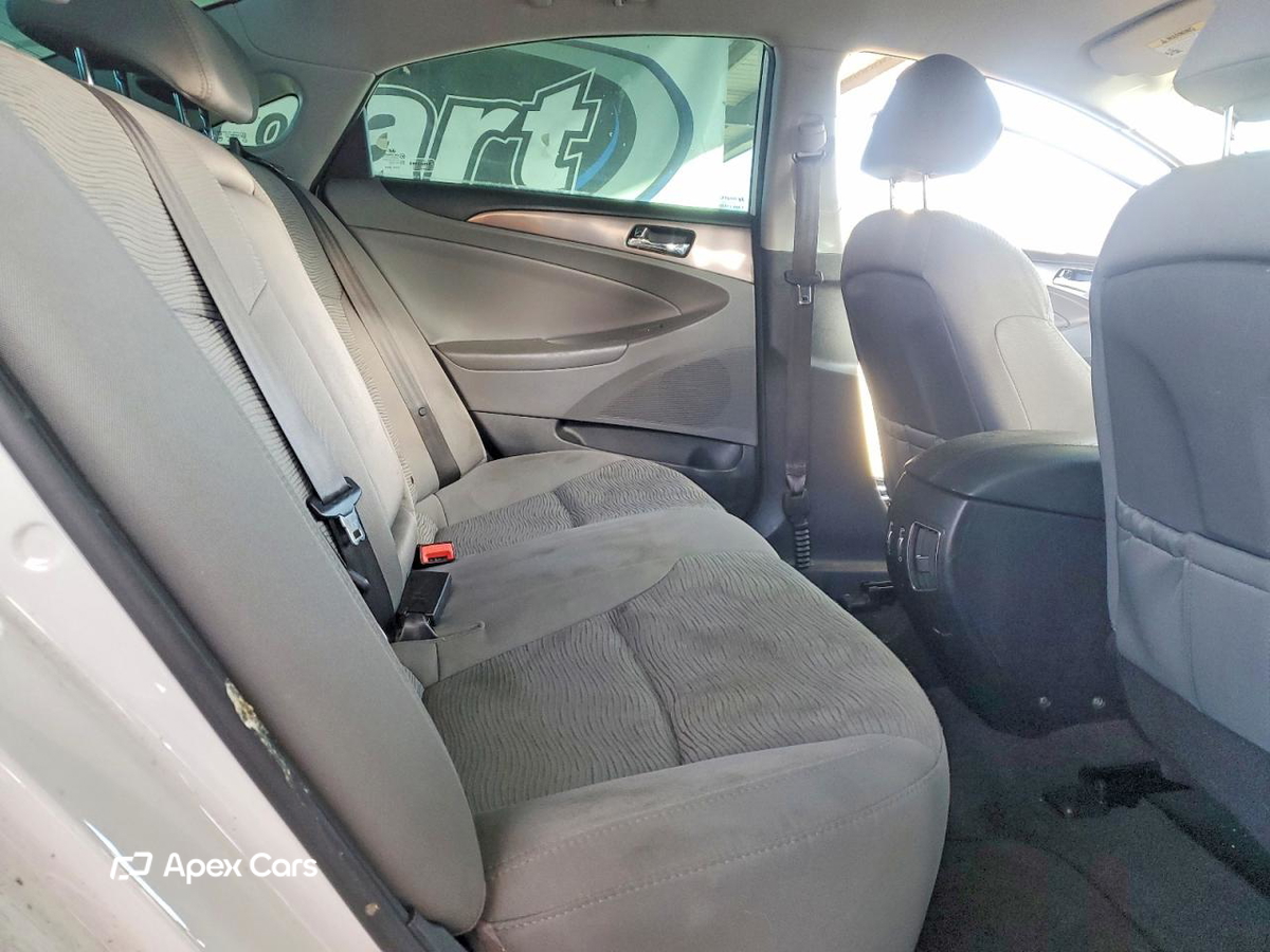 Hyundai Sonata 2013