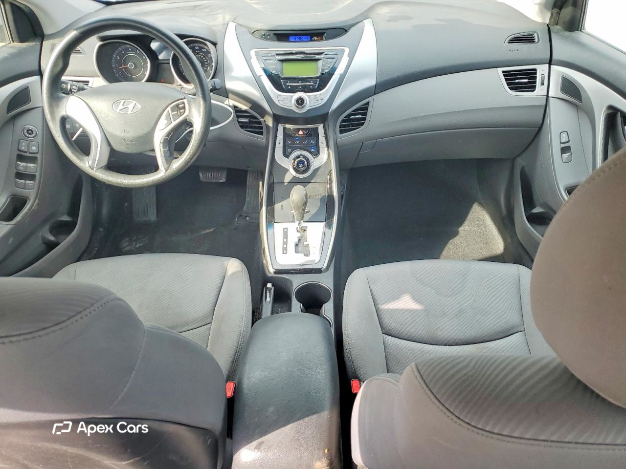 Hyundai Elantra 2012