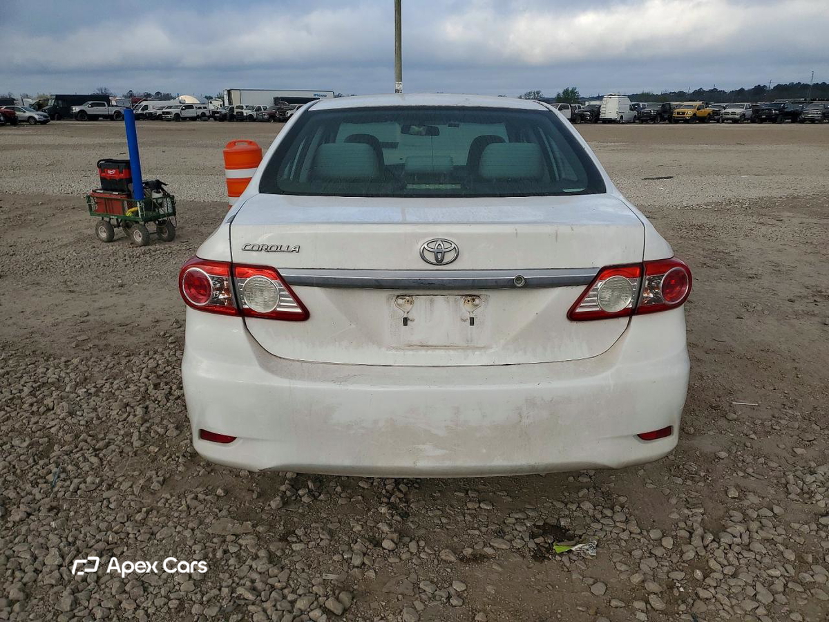 Toyota Corolla 2013