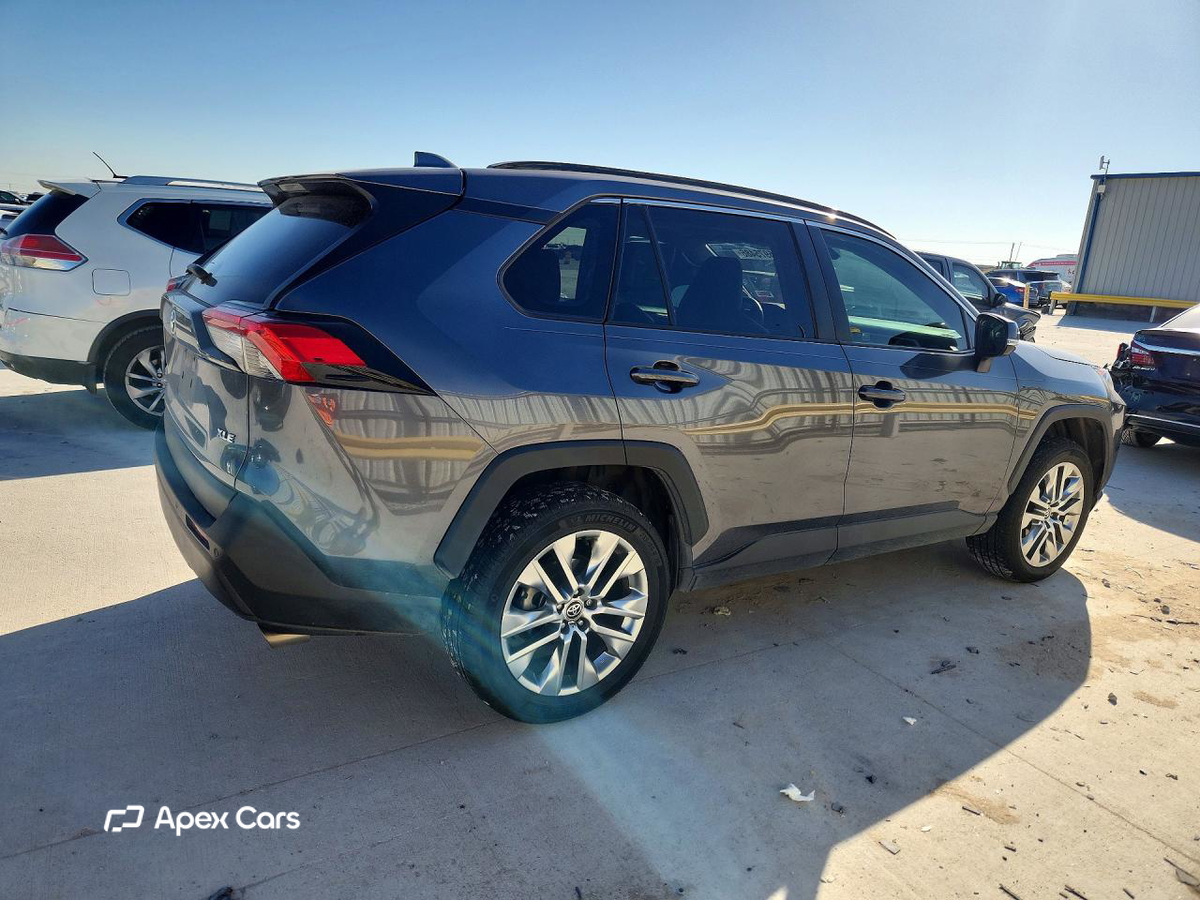 Toyota RAV 4 2021