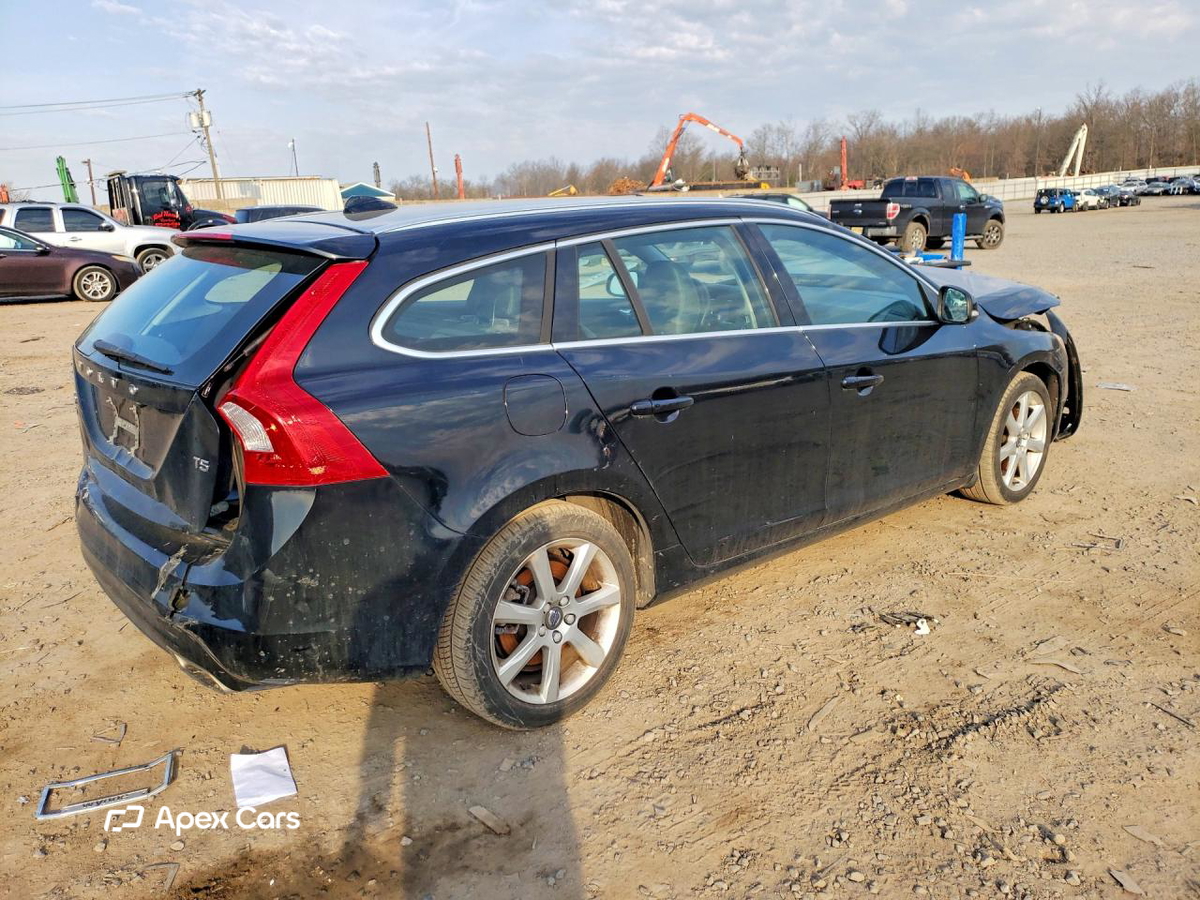 Volvo V60 2016