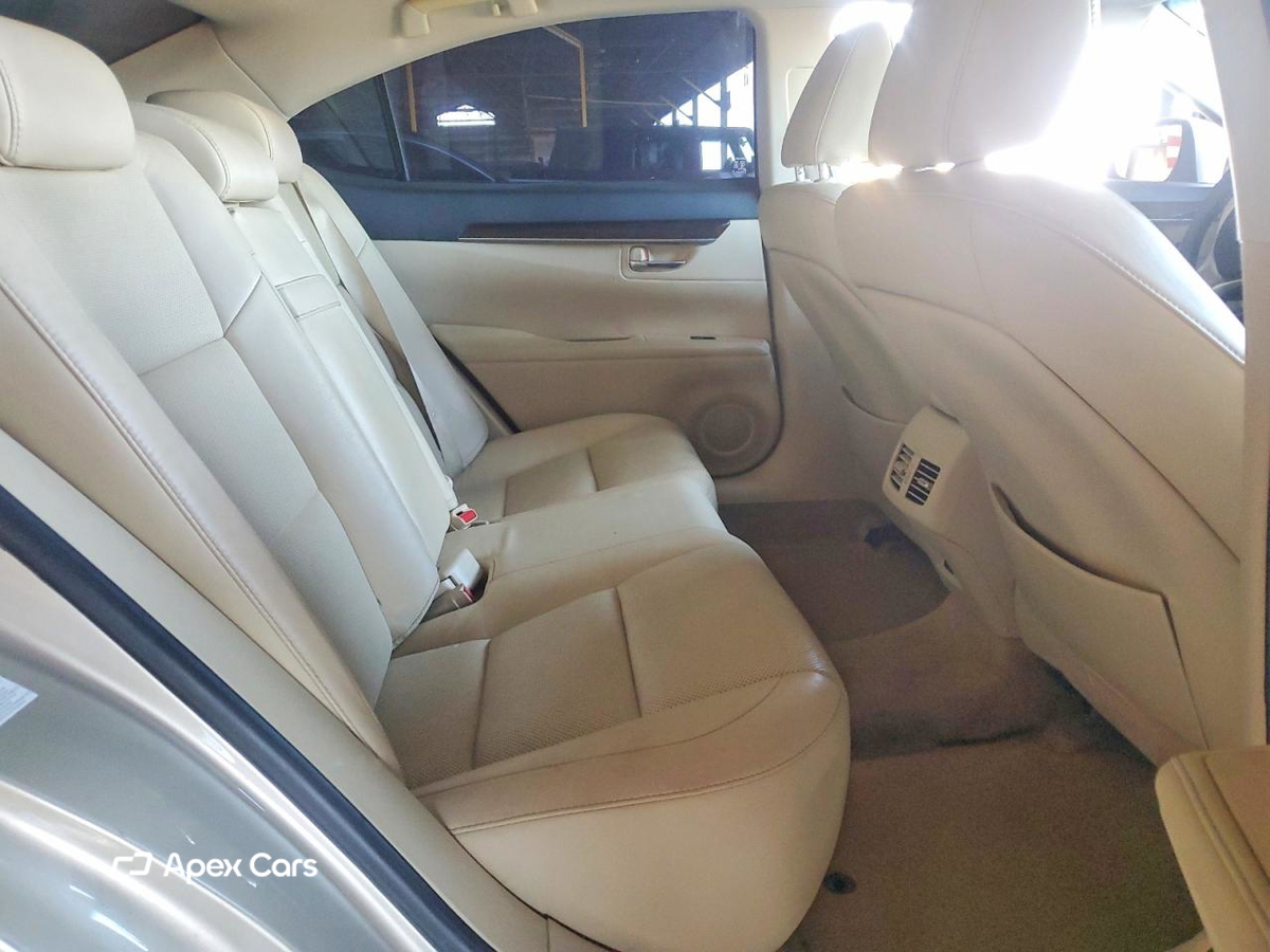 Lexus ES 2013