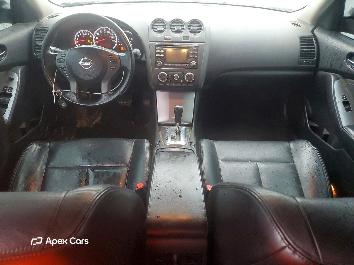 Nissan Altima 2012