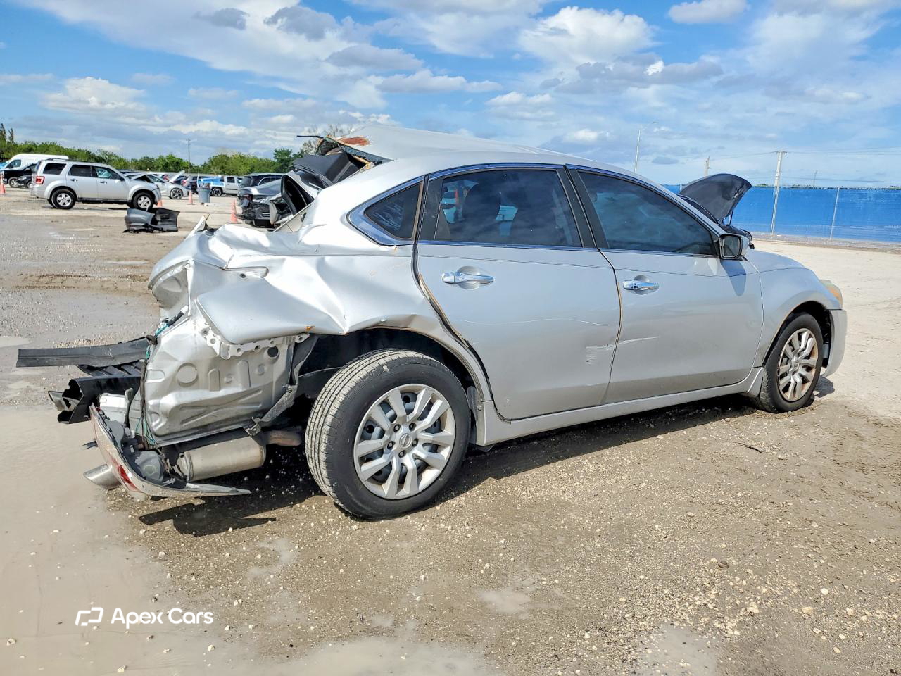 Nissan Altima 2015