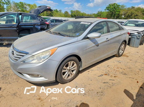 Hyundai Sonata 2013 - Image 1 of 12