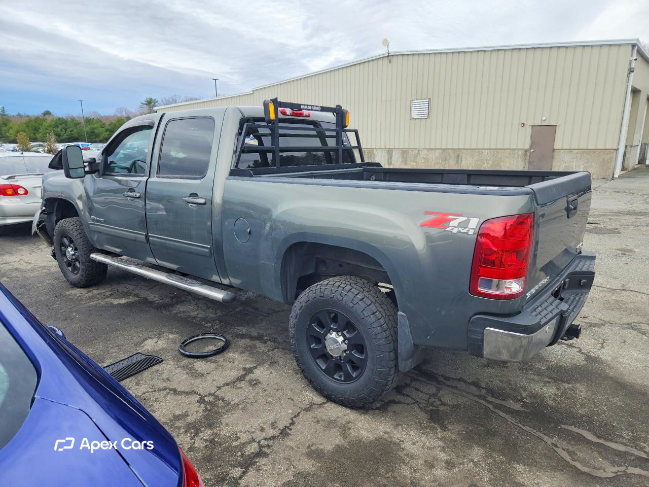 GMC Sierra 2011