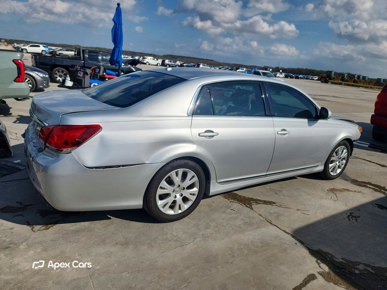 Toyota Avalon 2011