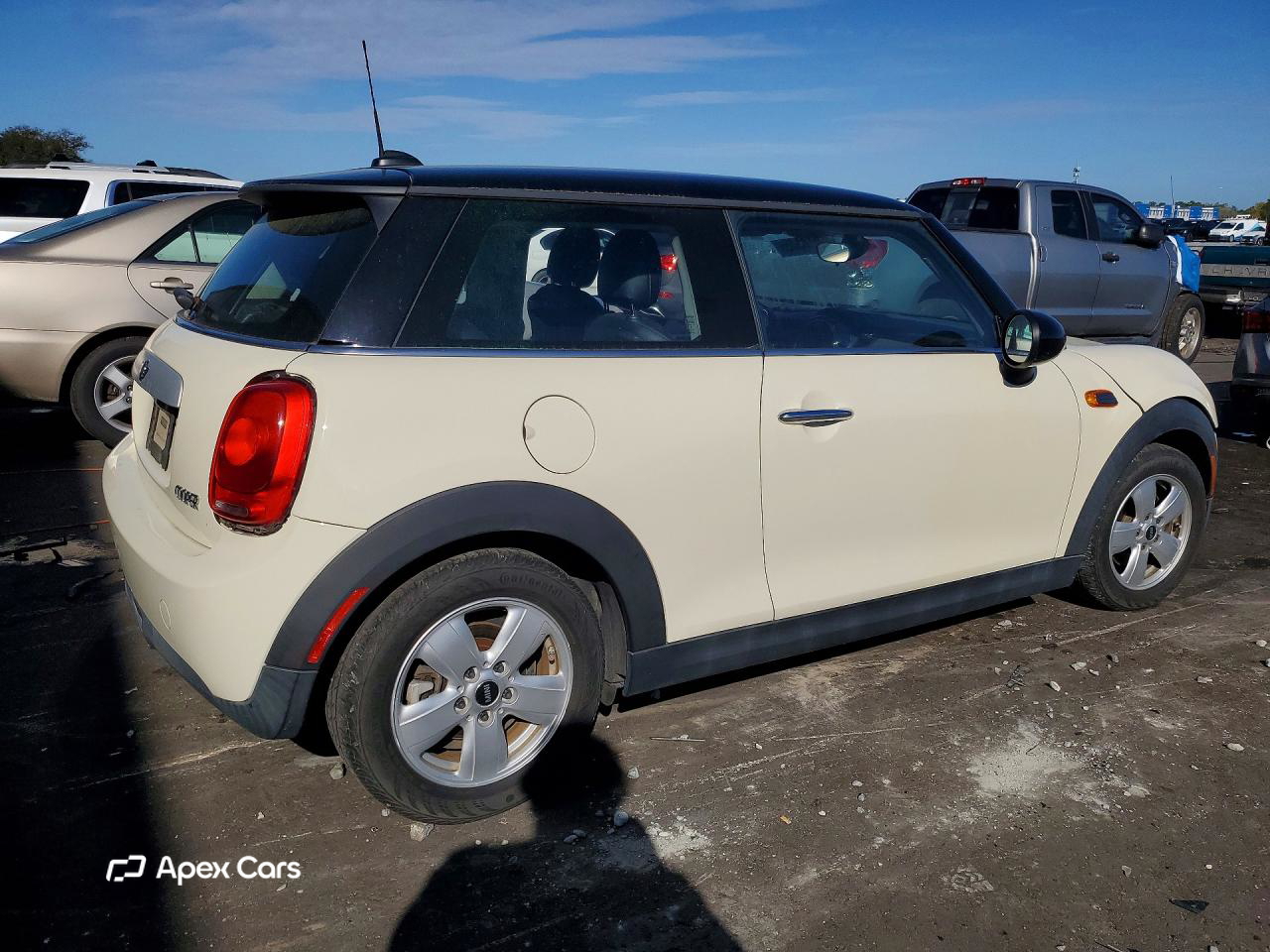 MINI Cooper 2015