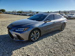 Lexus ES 2020