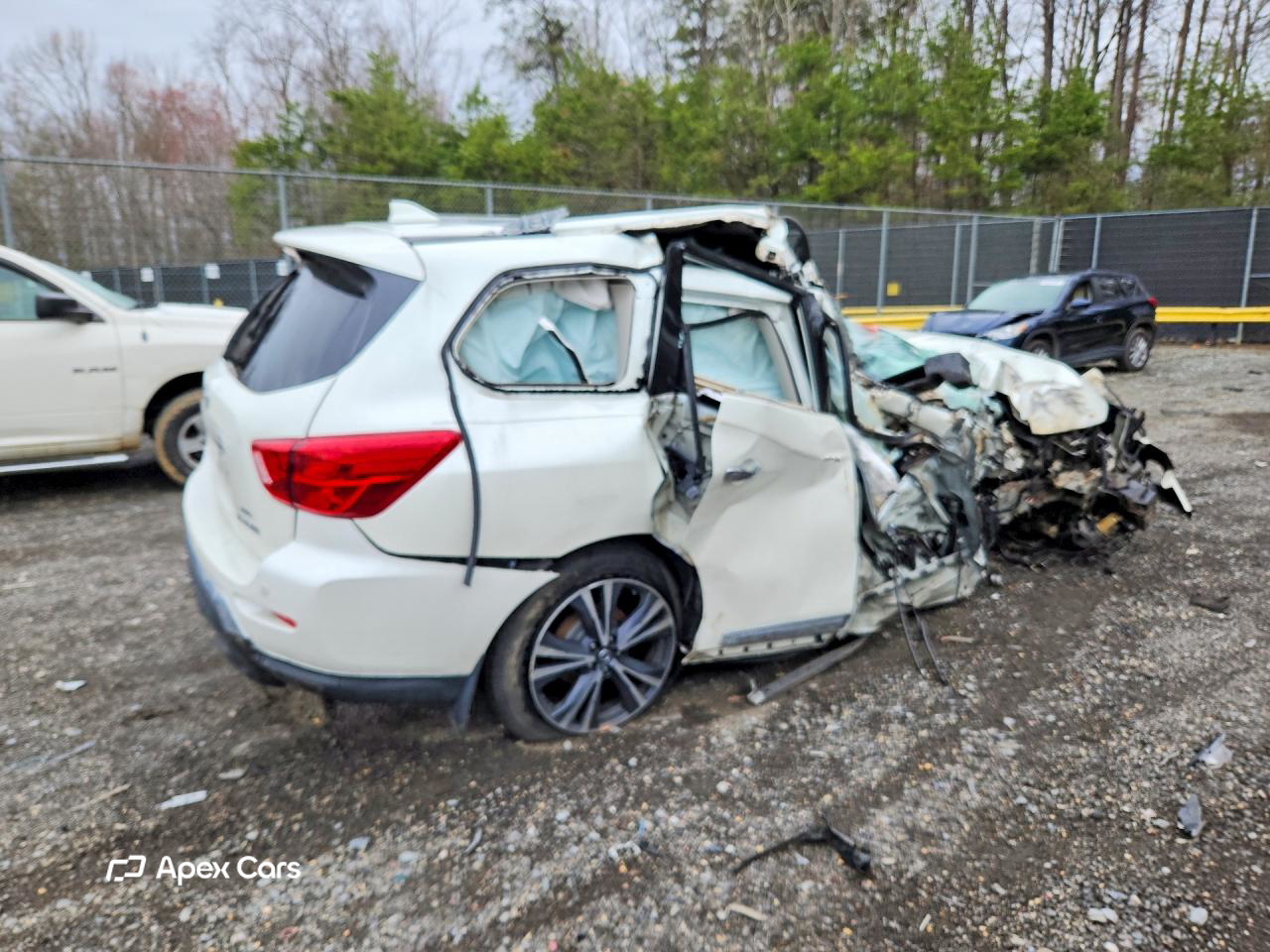 Nissan Pathfinder 2019