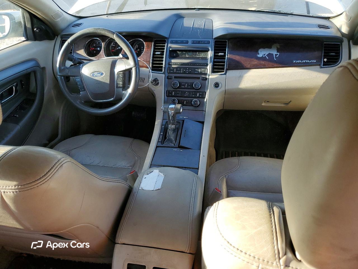 Ford Taurus 2012