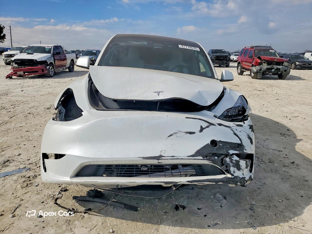 Tesla Model Y 2023