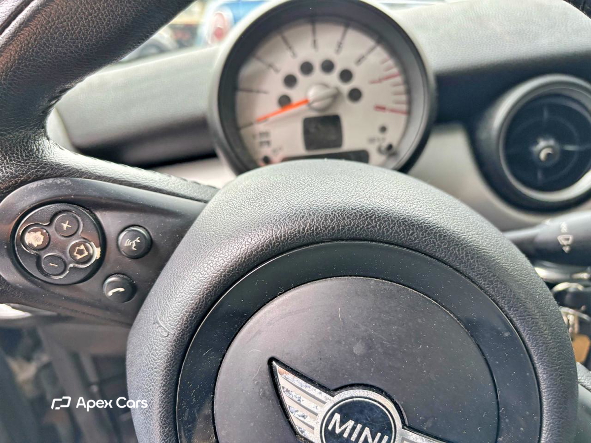 MINI Cooper 2013