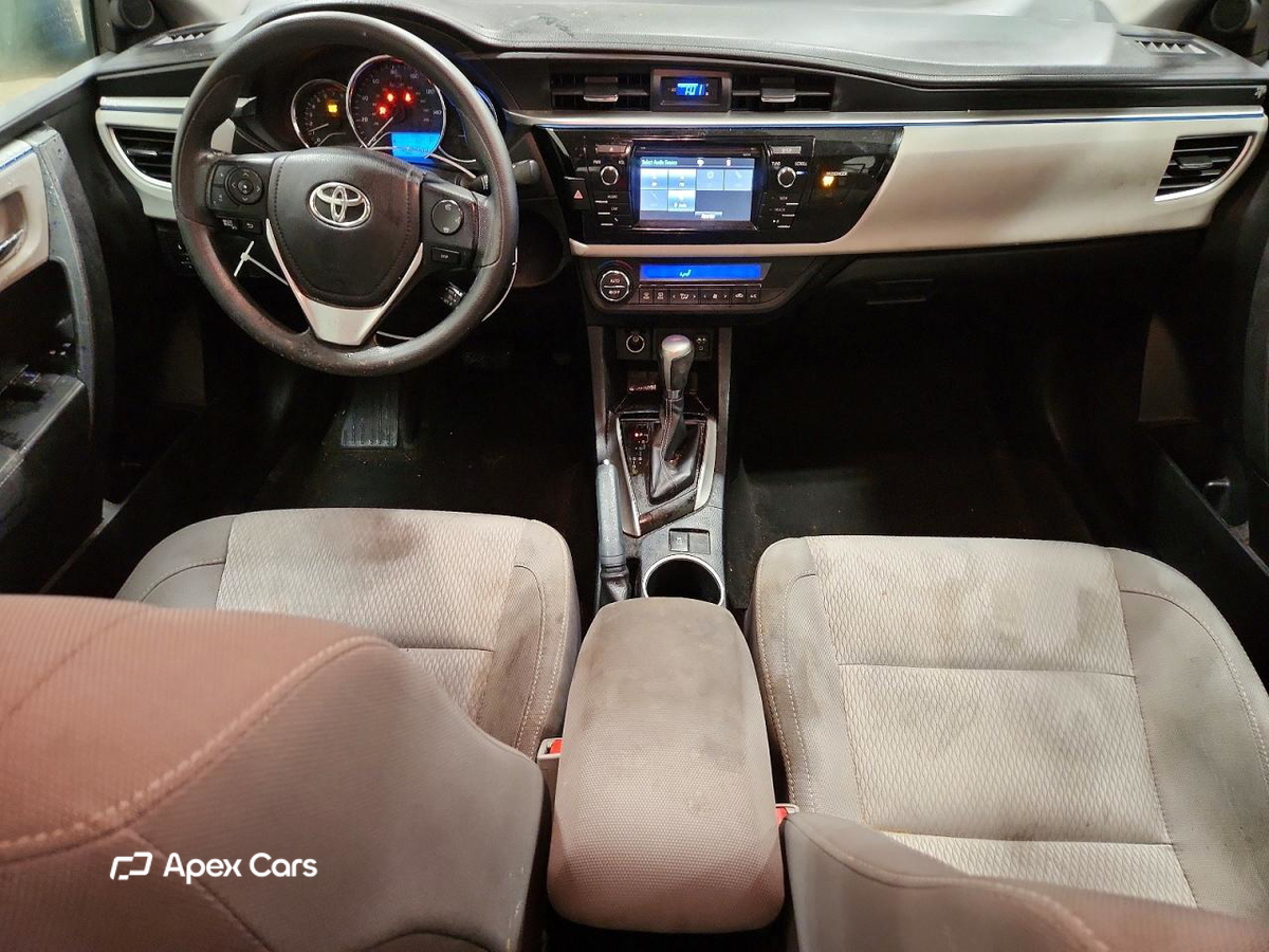 Toyota Corolla 2015