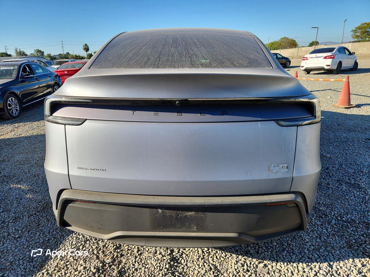 Tesla Model Y 2026