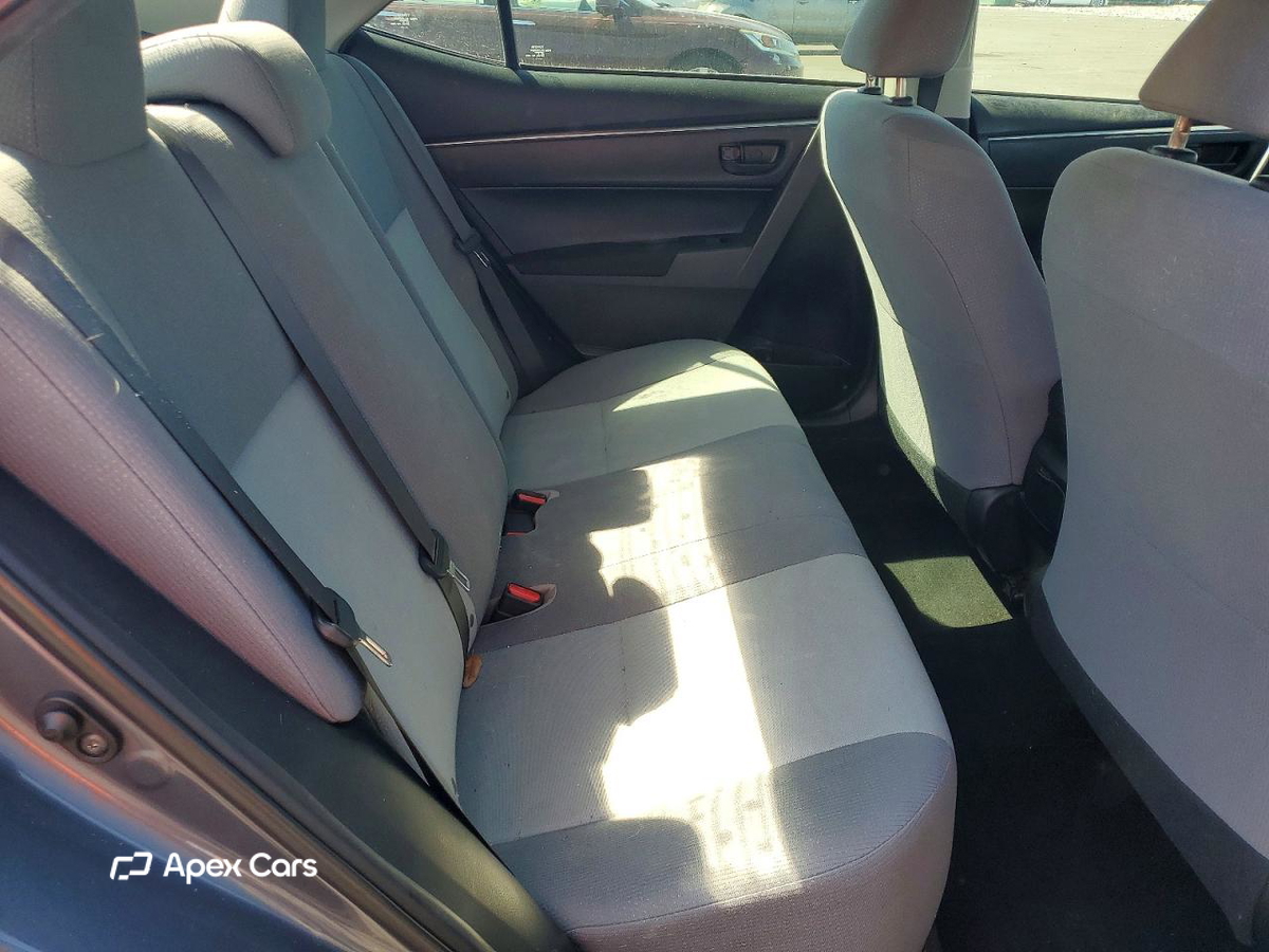Toyota Corolla 2015