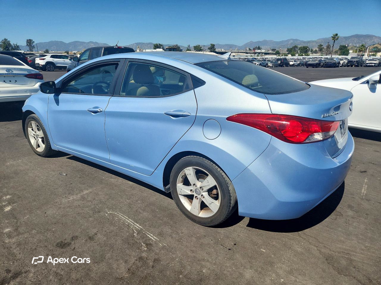 Hyundai Elantra 2012