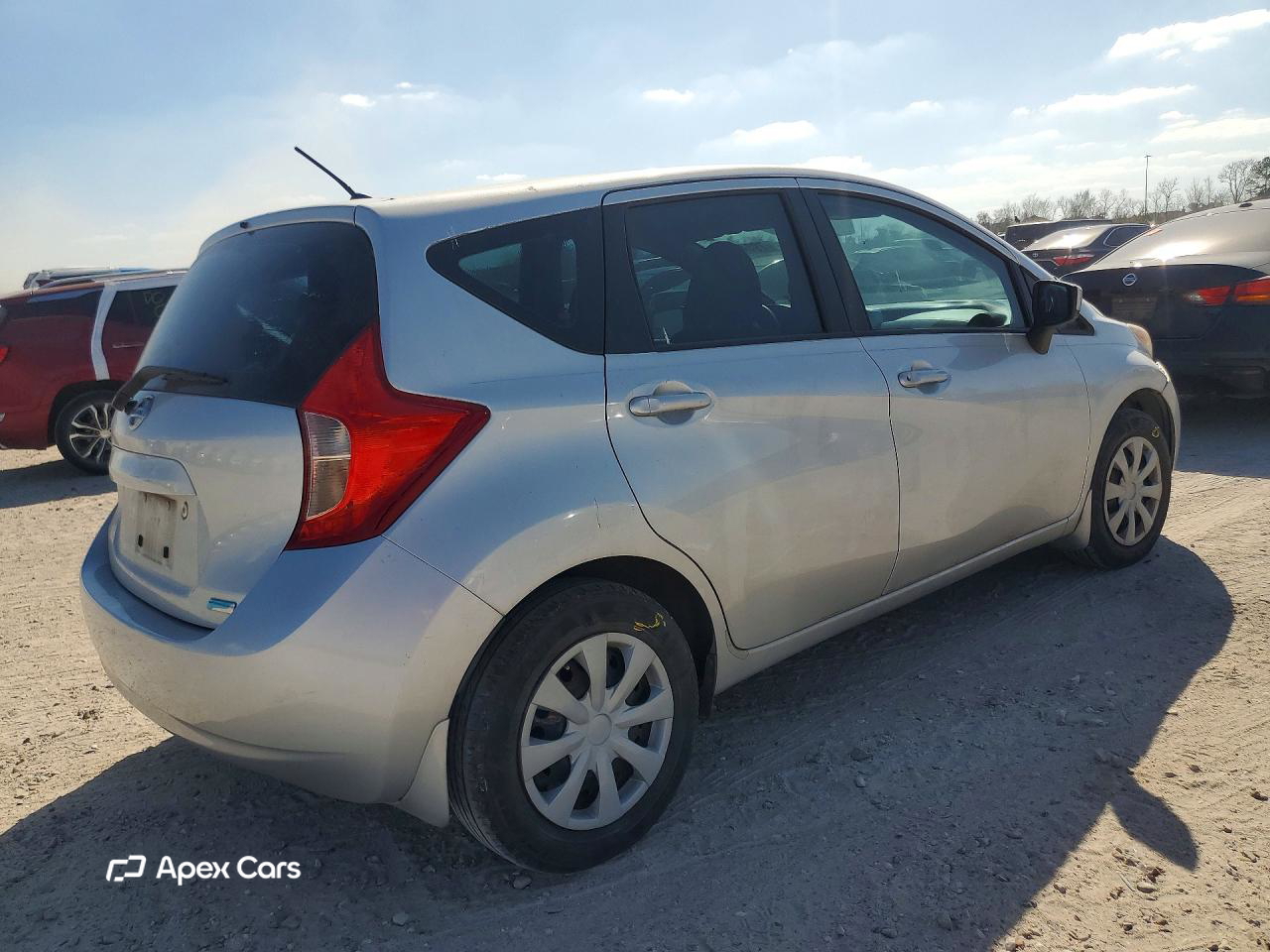 Nissan Versa 2015