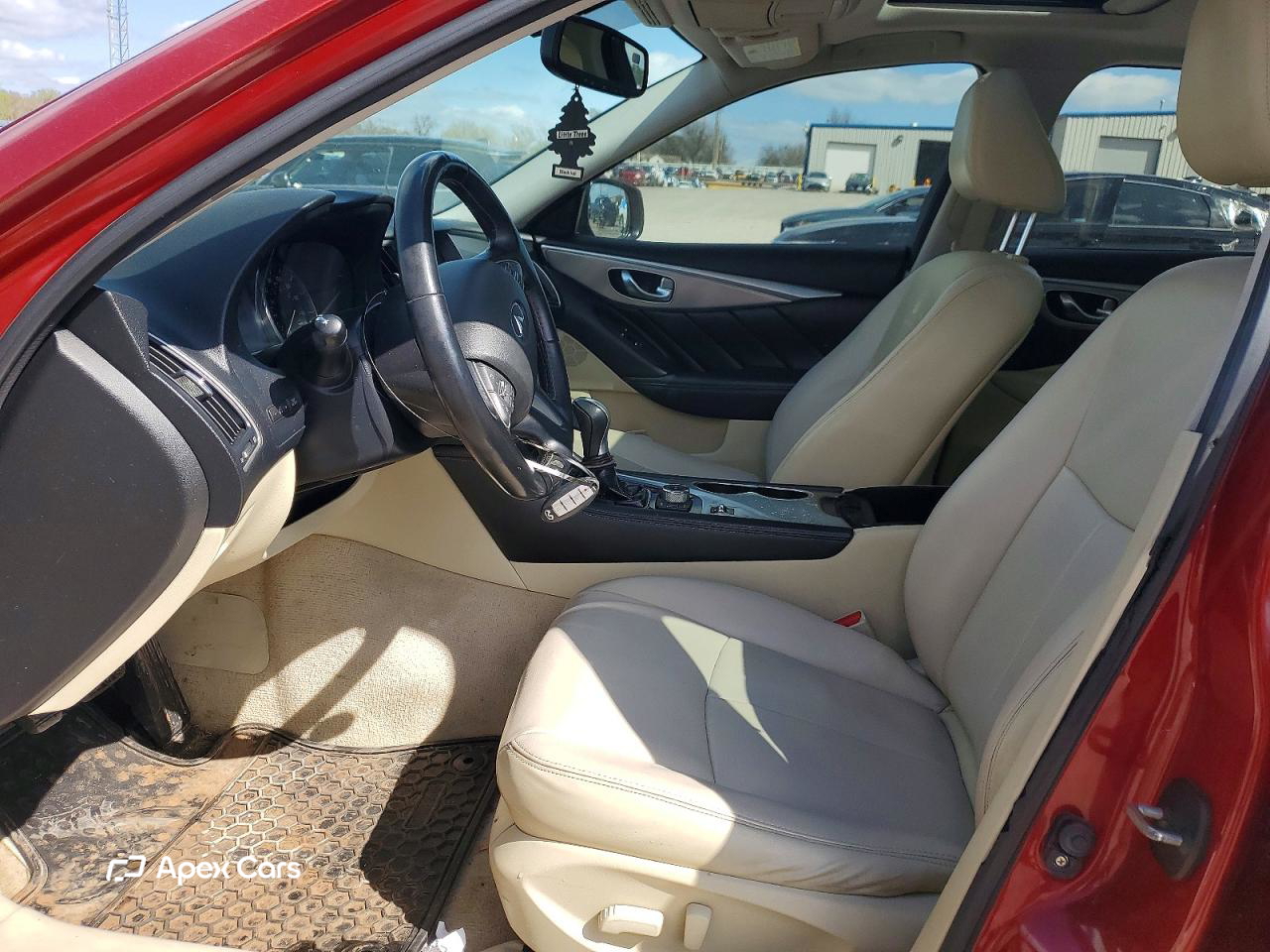 Infiniti Q50 2014