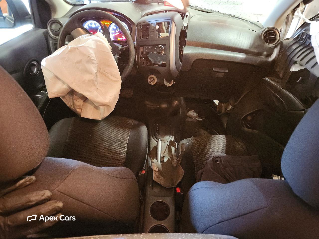 Nissan Versa 2012