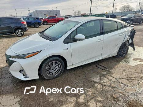 Toyota Prius 2017 - Image 1 of 13