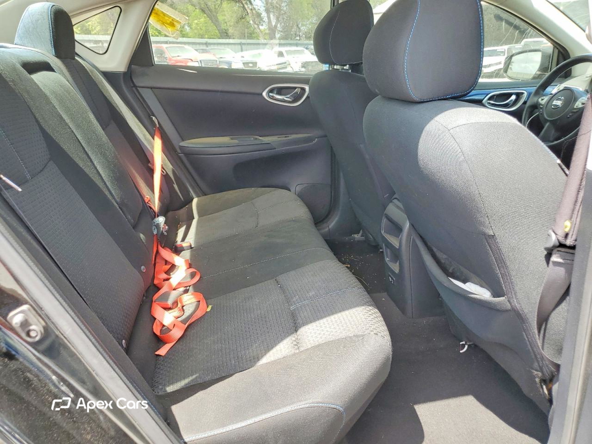 Nissan Sentra 2019