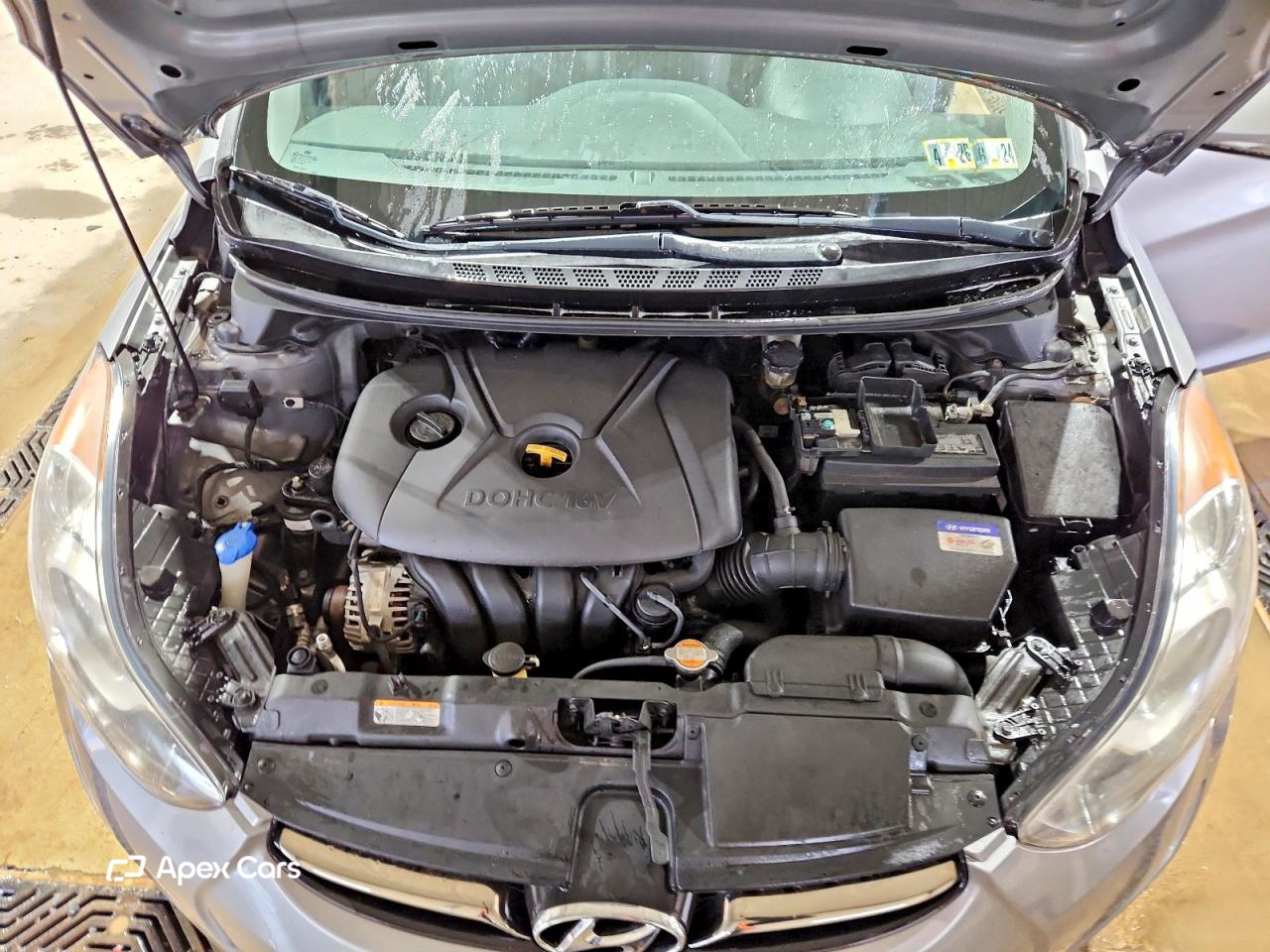 Hyundai Elantra 2012