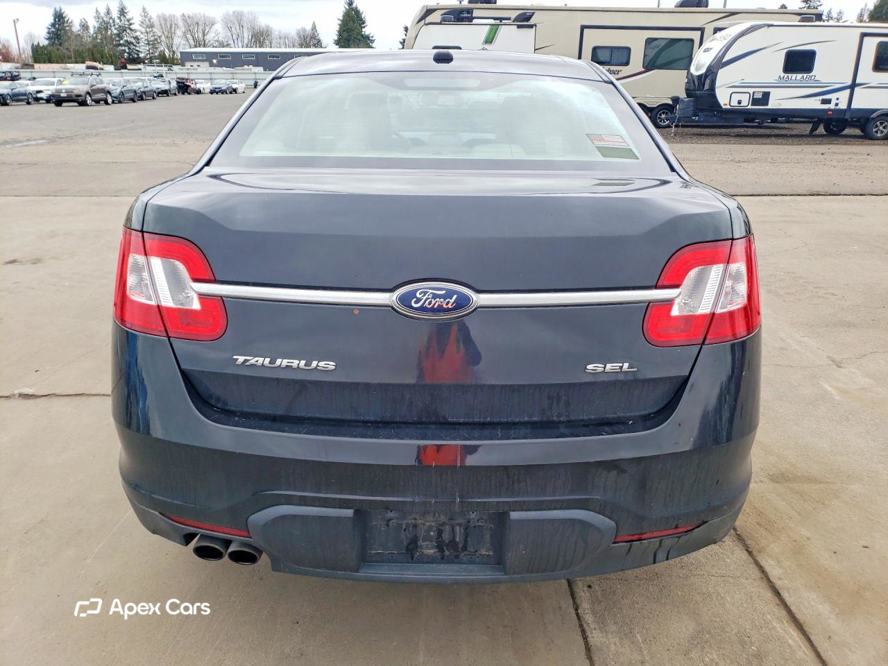 Ford Taurus 2010