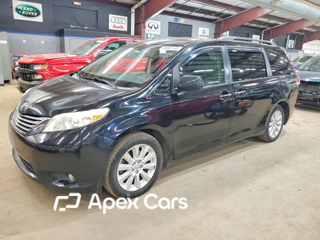Toyota Sienna 2013 - Image 1 of 13