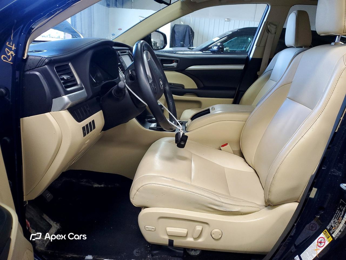 Toyota Highlander 2015