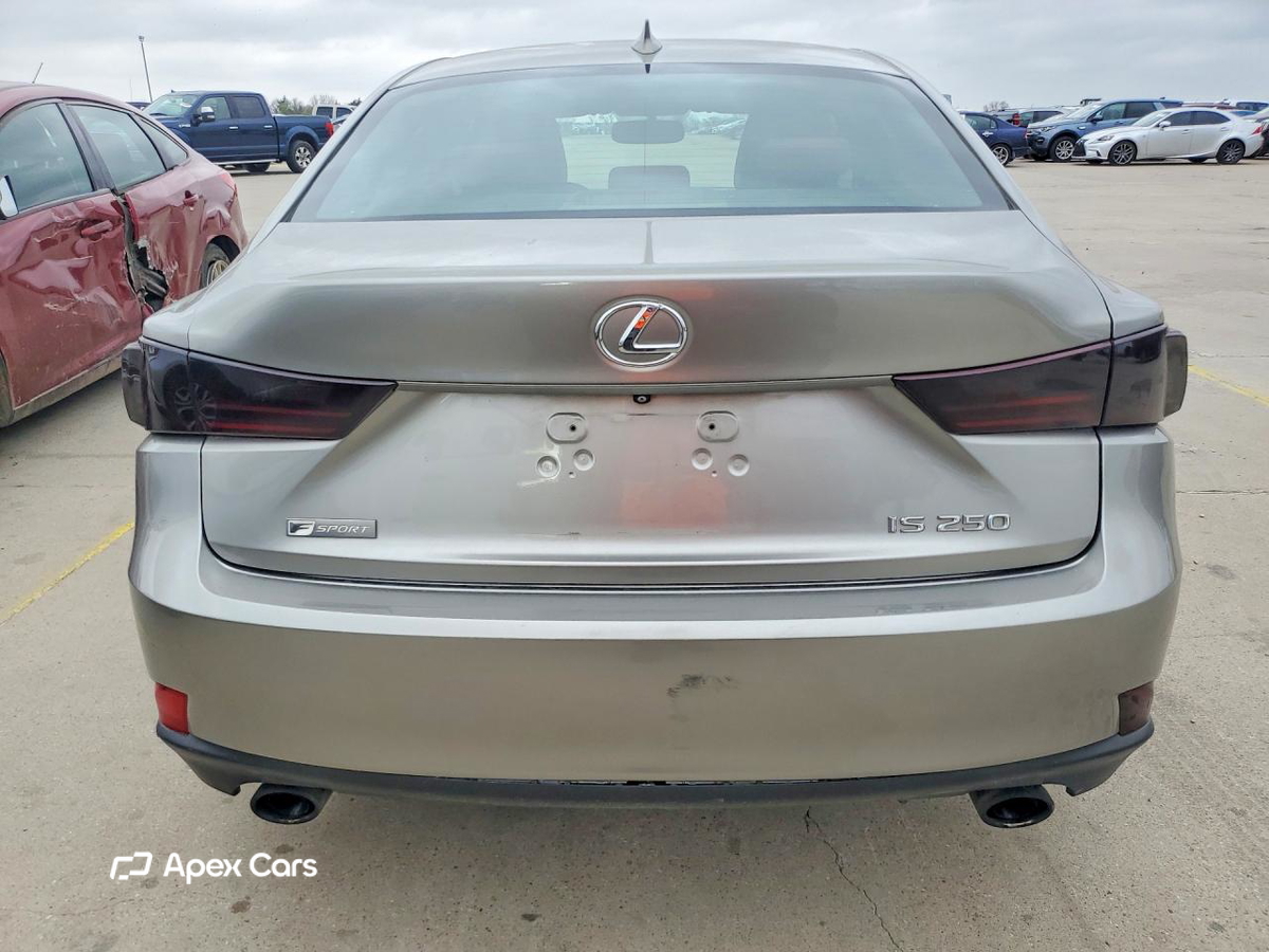 Lexus IS 2015