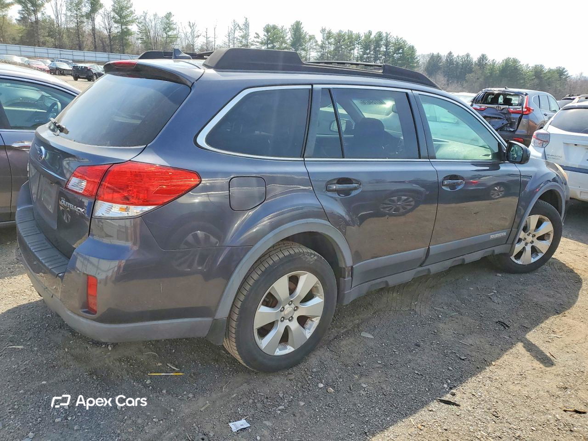 Subaru Outback 2011