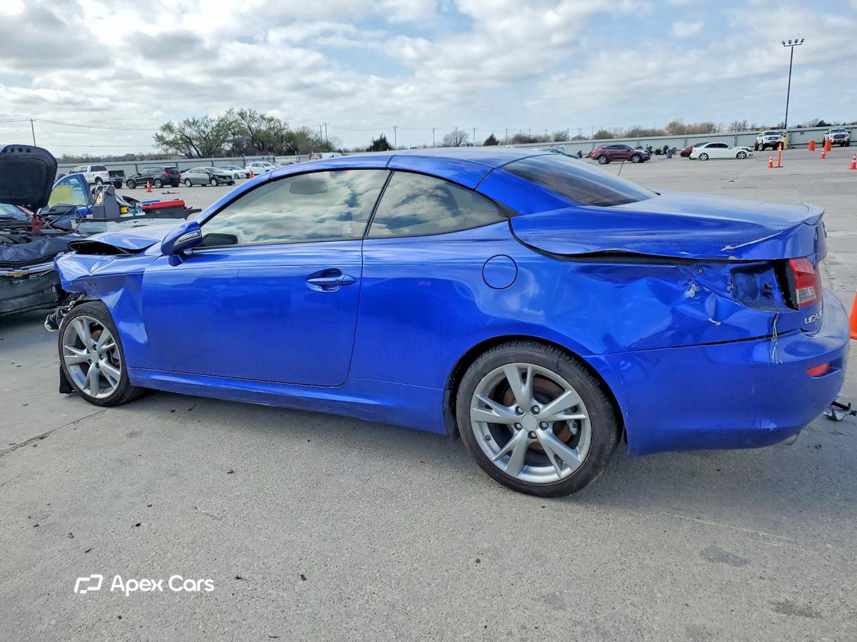 Lexus IS 2010