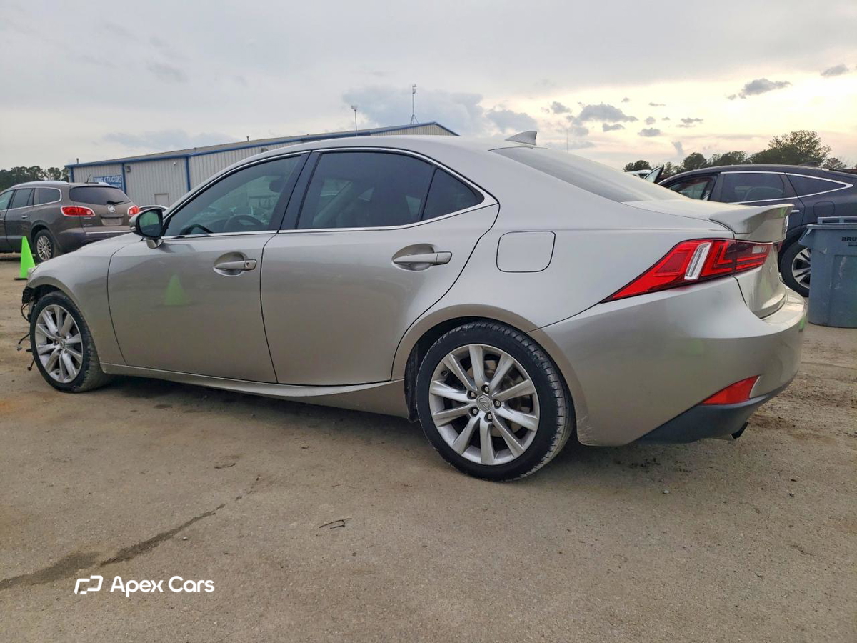 Lexus IS 2016