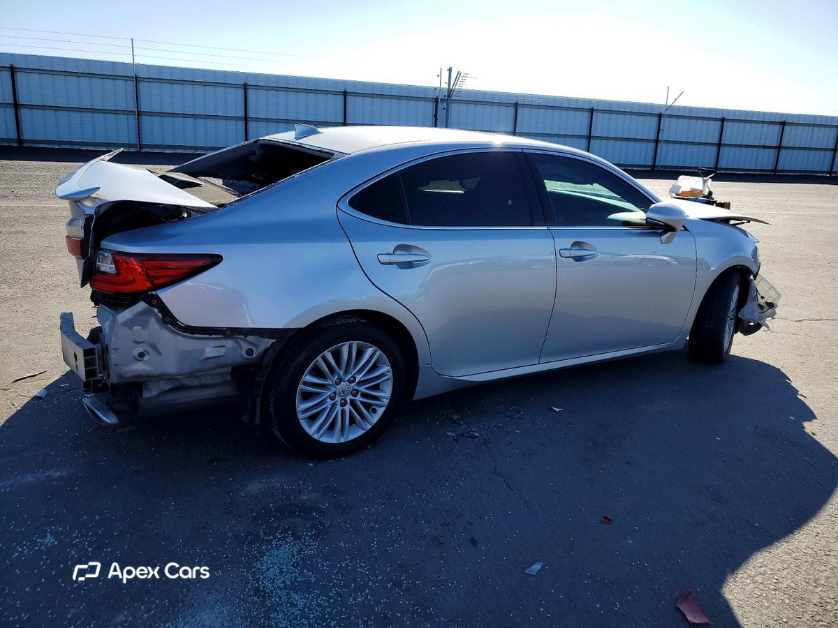 Lexus ES 2017
