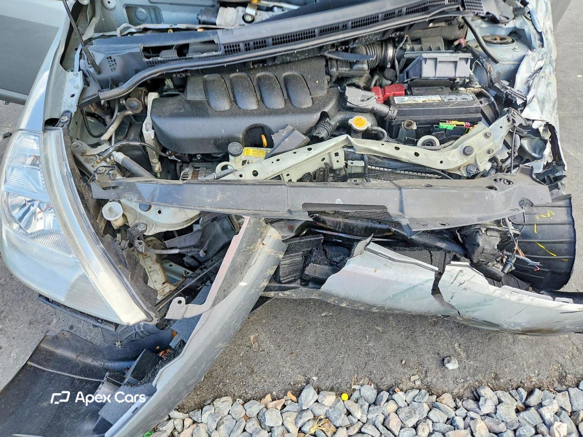Nissan Versa 2011