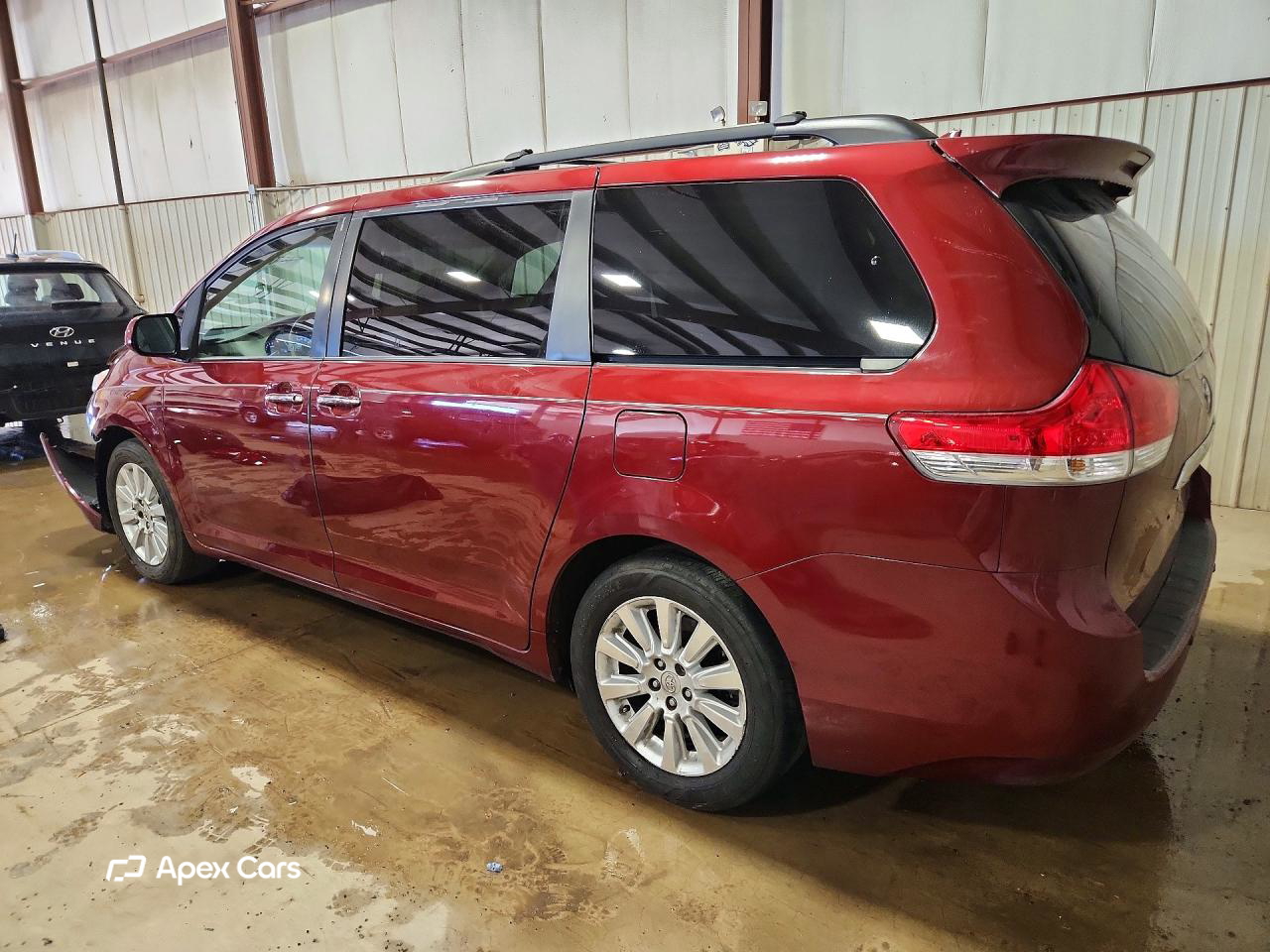 Toyota Sienna 2011