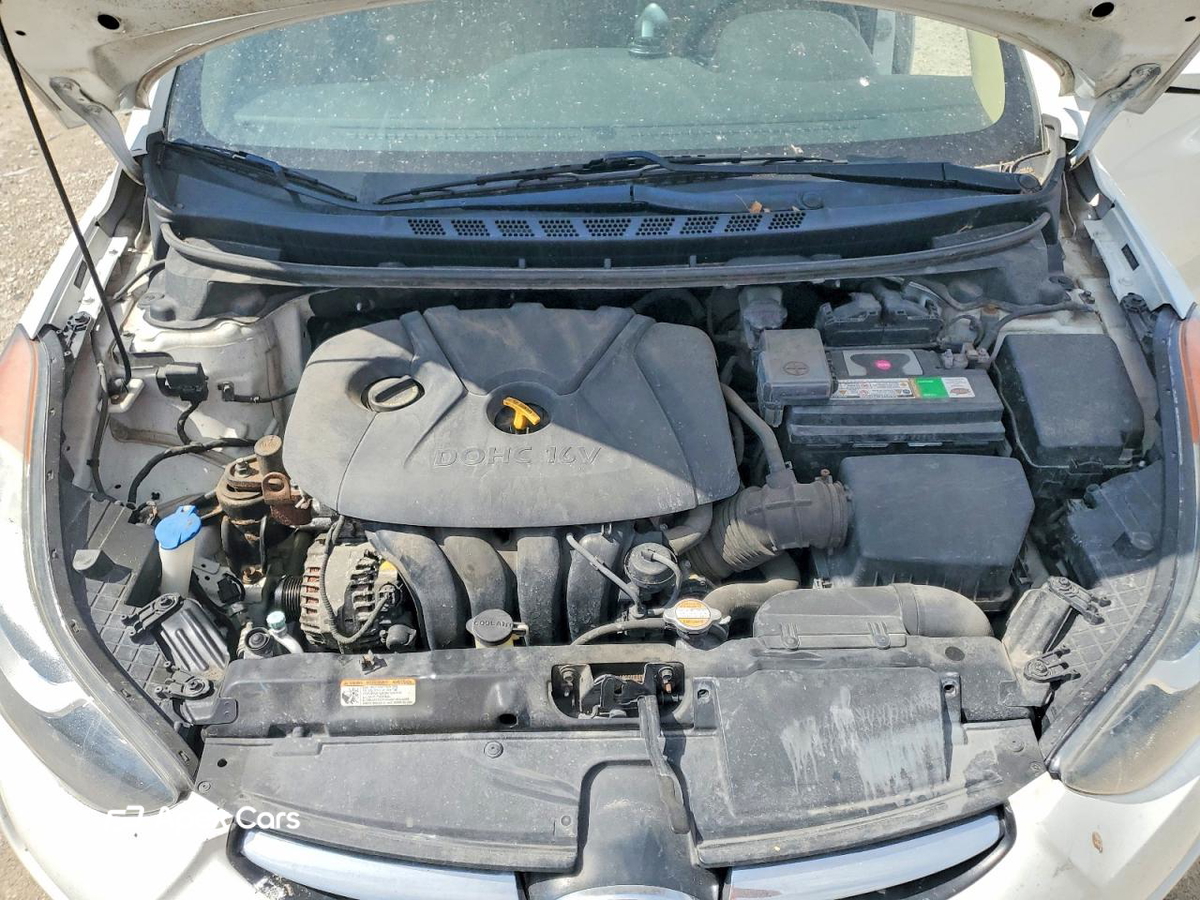 Hyundai Elantra 2011