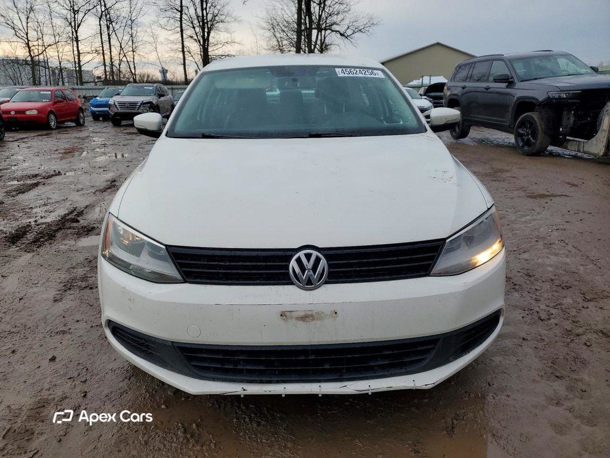 Volkswagen Jetta 2014