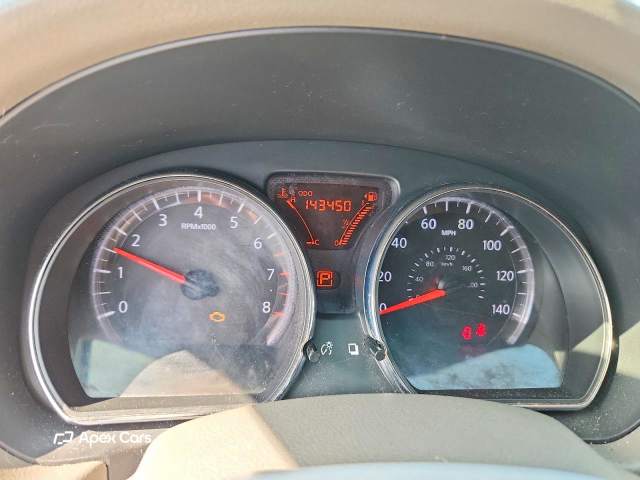 Nissan Versa 2012